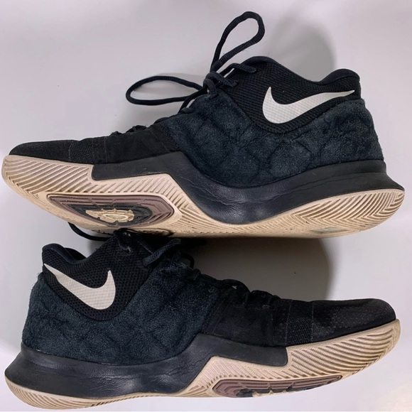 Nike Kyrie 3 Black Suede Size 11.5 - Picture 3 of 5